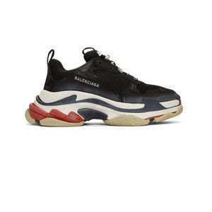 BALENCIAGA Black Triple S Sneaker